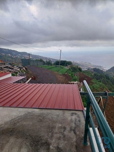 Terreno em Madeira de 2330,00 m²