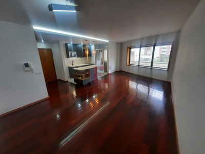 Apartamento para comprar em Rio Tinto, Portugal