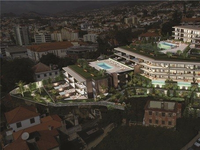 Apartamento T2 em Funchal (Santa Luzia) de 178 m²