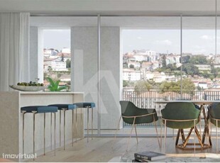 Apartamento T3 com 231,60m2 e Terraço - Vila Nova de Gaia (Porto)