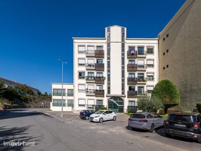 Apartamento T3 com 2 suítes com excelentes áreas em Fraiao, Braga