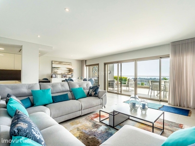 Luxuoso apartamento T2+1 com vista mar - Albufeira
