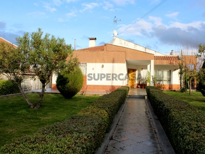Moradia T3 Duplex à venda em Macedo de Cavaleiros