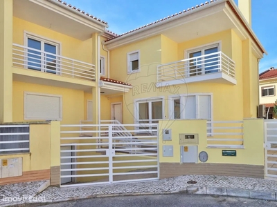Casa para alugar em São Domingos de Rana, Portugal