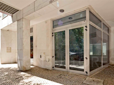 Loja com 469 m2, em Arroios, Lisboa