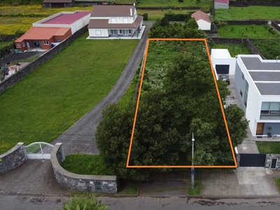 Lote para construção de moradia em Ponta Delgada, Fenais da Luz