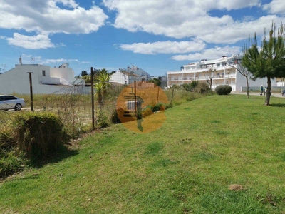 Terreno para construção de apartamentos ou moradias a 250m da Ria Formosa, em Santa Luzia - Tavira