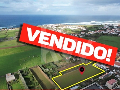 Terreno Urbano c/ 3300 m2 na Ribeira Grande, fácil acesso a menos de 1 Km da Principal praia da Ribeira Grande