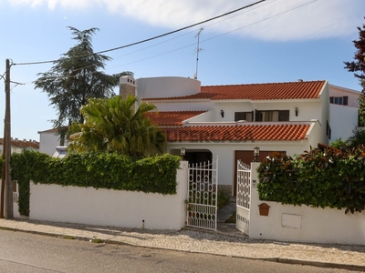 Moradia Isolada T6 Duplex à venda em Sesimbra (Castelo)