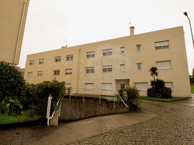 Apartamento T2 à venda em Santo Tirso, Couto (Santa Cristina e São Miguel) e Burgães, Santo Tirso