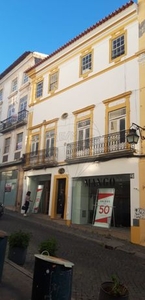Prédio à venda em Évora (São Mamede, Sé, São Pedro e Santo Antão), Évora