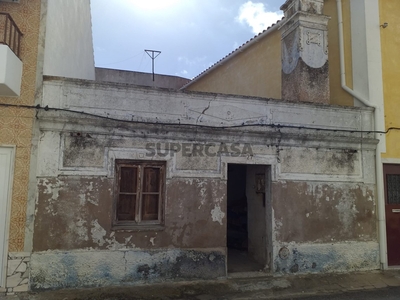 Casa Térrea à venda em Vimieiro