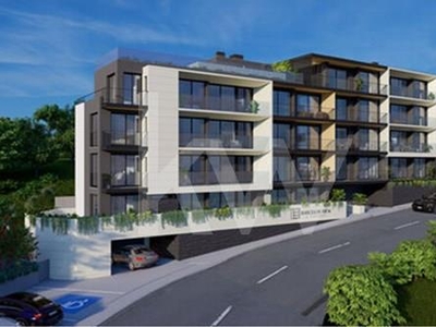 Novo apartamento T2 no Pico dos Barcelos – Funchal