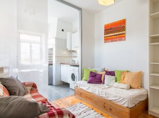 Acolhedor apartamento de 1 quarto para alugar na Graça, Lisboa