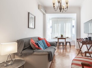 Apartamento de 2 quartos para alugar em Campo de Ourique, Lisboa
