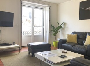 Apartamento de 3 quartos para alugar em Santa Maria Maior, Lisboa