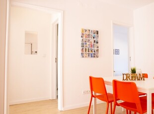 Apartamento moderno de 5 quartos para alugar em Alvalade, Lisboa