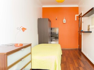 Quarto em apartamento com 2 quartos, São Domingos de Benfica, Lisboa