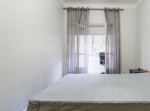 Quarto em apartamento de 4 quartos em Alvalade, Lisboa