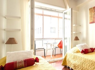 Quarto em apartamento de 4 quartos em Picoas, Lisboa