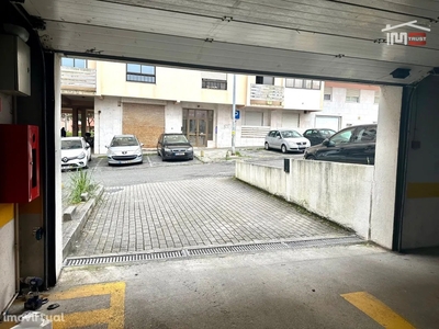 Estacionamento para alugar em São Marcos, Portugal
