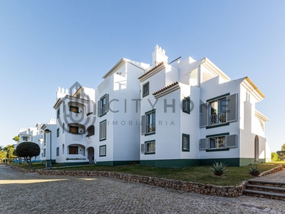 Apartamento para comprar em Quarteira, Portugal