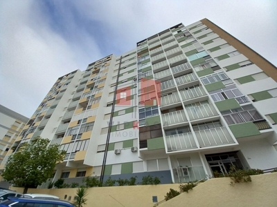 Apartamento T2 - Corroios (Remodelado)