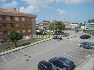 Apartamento T2 para arrendamento no Cavaco, SM Feira