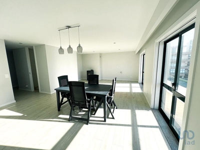 Apartamento T3 em Porto de 130,00 m²