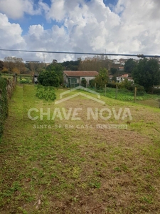 Terreno de 622 m² em Oliveira do Douro