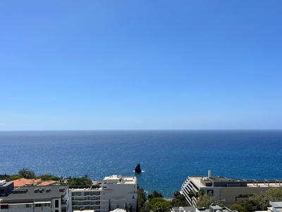 Apartamento T3 com admirável vista mar, Lido - Funchal