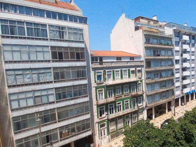 Apartamento T4 em Lisboa de 155,00 m²