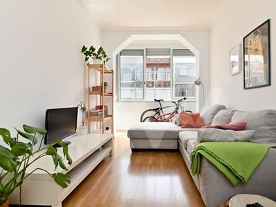 2 Bedroom apartment | 70m2 | Amadora - Damaia de Cima | close to the Mercado Municipal