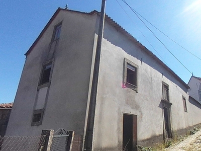 Casa / Villa T5 em Castanheira de Pêra e Coentral de 289 m²