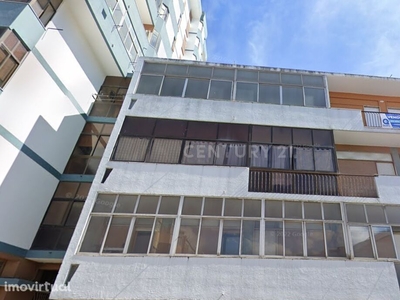 Apartamento T2, Póvoa de Sta. Iria, Sacavém, Lisboa