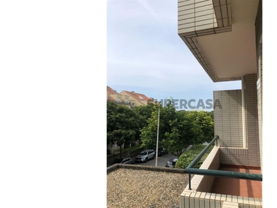 Apartamento T1 para arrendamento em Aldoar, Foz do Douro e Nevogilde