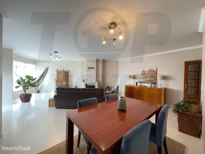 Apartamento T3 - Vialonga - 279.000€