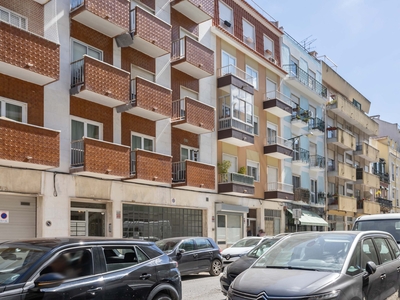 Loja com 2 pisos + Loft em Campo de Ourique, Lisboa