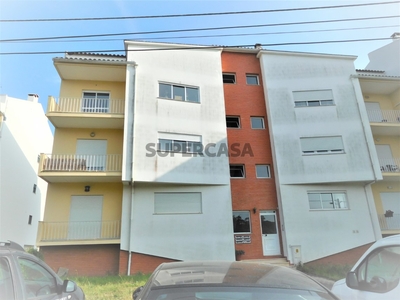 Apartamento T3 à venda na Rua da Capela, Marrazes e Barosa (2415-583)