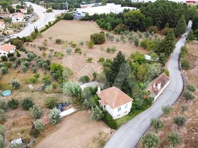 Farm with two country houses | Over 2 hectares of land plot | Well and Water Pump for Irrigation | Oliveira do Conde | Carregal do Sal | Viseu