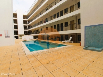 Apartamento T2 com piscina e lugar de garagem - Baixa de ...