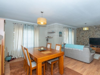 Apartamento T3 à venda em Estômbar e Parchal, Lagoa (Algarve)