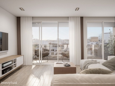 Apartamento T3, recuado, penthouse, Faro, Algarve