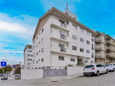 Apartamento T4 à venda em Campanhã, Porto