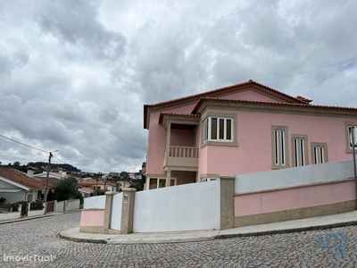 Casa T3 em Porto de 260,00 m2