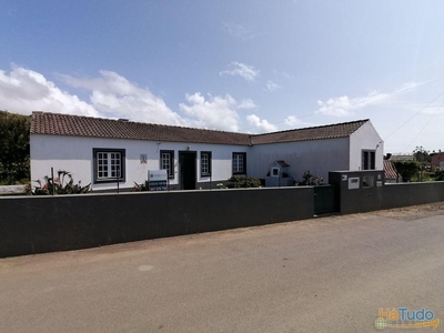 Moradia T5+ à venda no concelho de Horta, Ilha do Faial