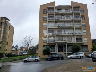 Apartamento, para arrendamento, Braga - Nogueira, Fraião e Lamaçães