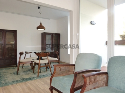 Apartamento T3 para arrendamento na Rua das Acácias, Cascais e Estoril