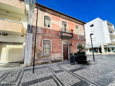 Edifício para comprar em Nossa Sra. de Fátima, Portugal