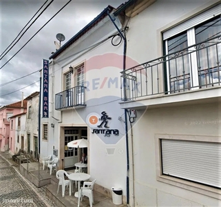 Edifício para comprar em Redinha, Portugal